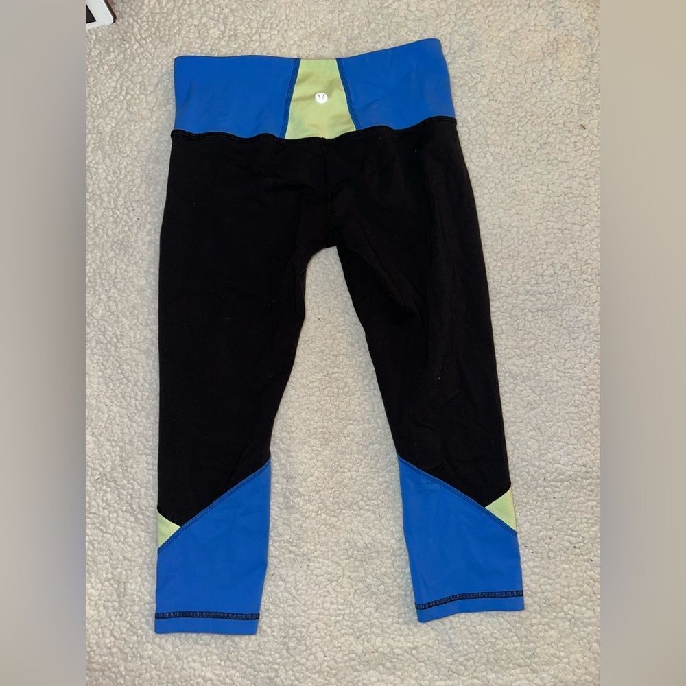 Lululemon Womens Embody Crop Leggings Black Blue Green Size 4 EUC - Picture 4 of 10